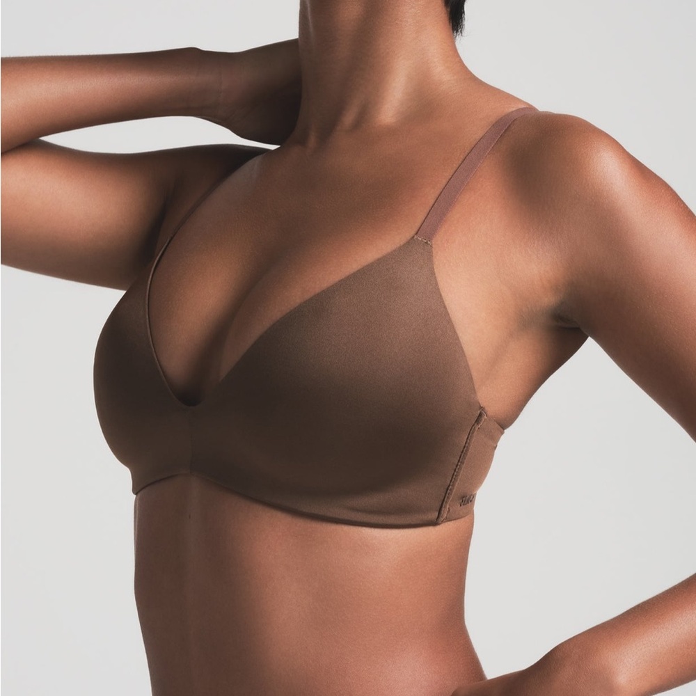 NWT Skims Wireless Form T-Shirt Demi Bra